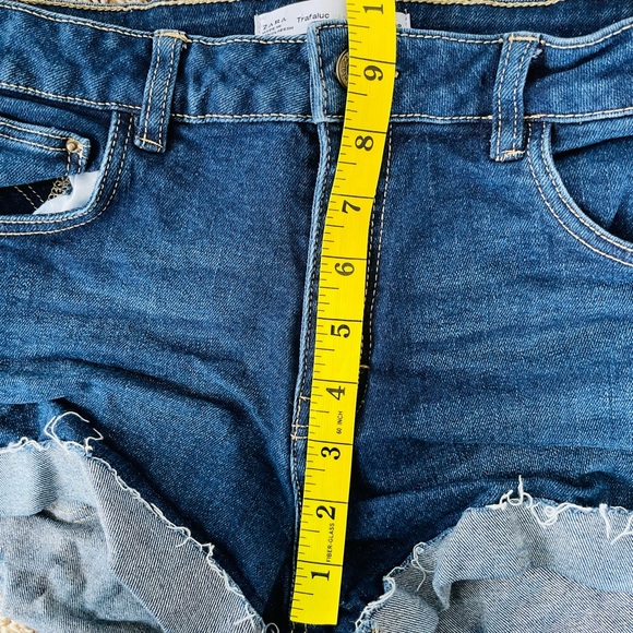 ZARA Trafaluc Dark Wash Denim Roll Hem Shorts - Picture 7 of 8